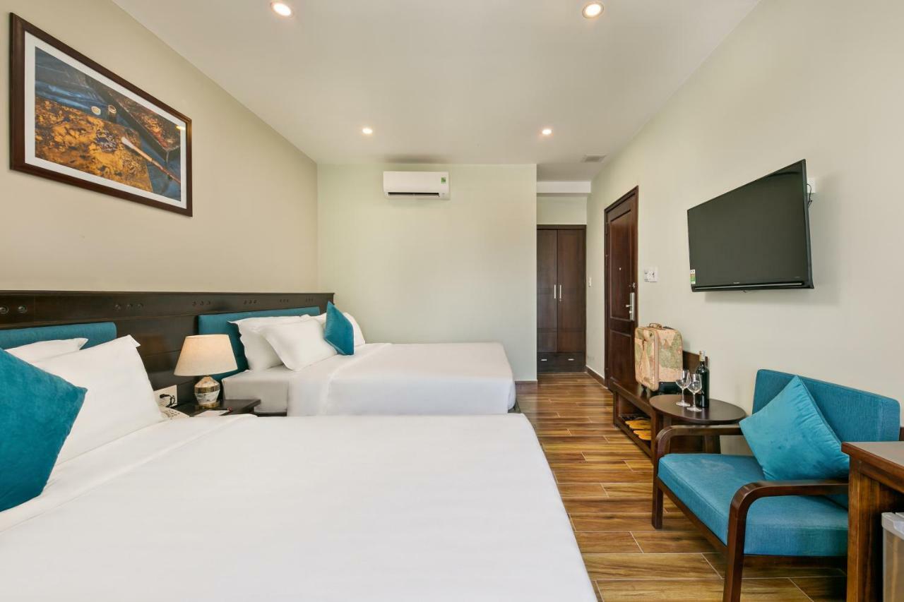 Celina Hotel & Apartment Дананг Экстерьер фото