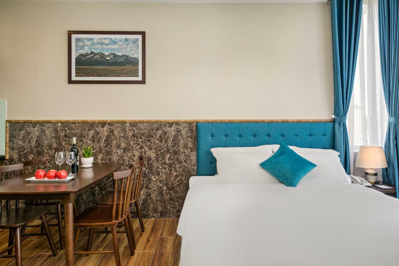 Celina Hotel & Apartment Дананг Экстерьер фото