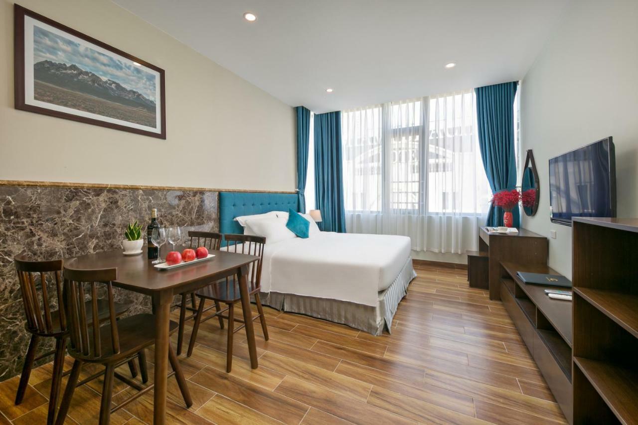 Celina Hotel & Apartment Дананг Экстерьер фото